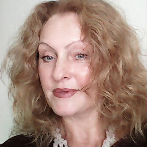 Елена Браташ