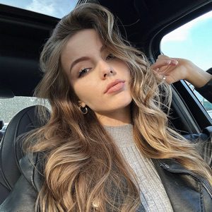 Кристина Дмитриева | Сетка — социальная сеть от hh.ru