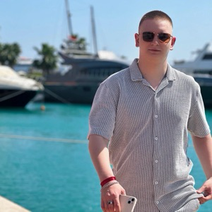 Данил Захаров | Сетка — социальная сеть от hh.ru