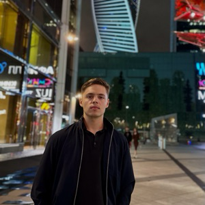 Максим Цветков