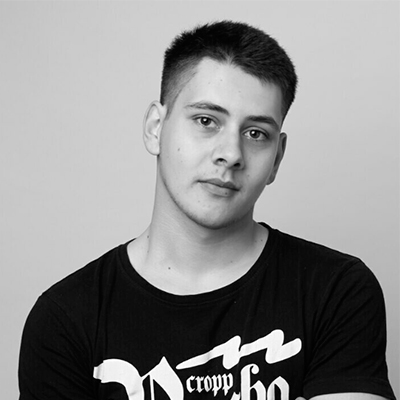 Эльвис Рефатов