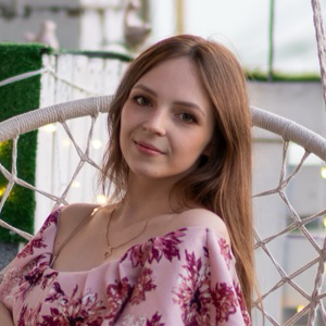 Юлия Волнухина