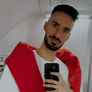 Владислав Маслов