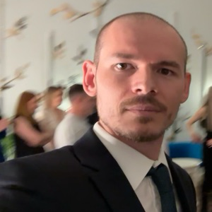 Виталий Багданов | Сетка — социальная сеть от hh.ru