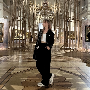 София Важенина