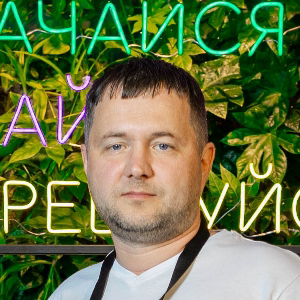 Алексей Симонов