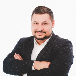 Александр Гапоненко