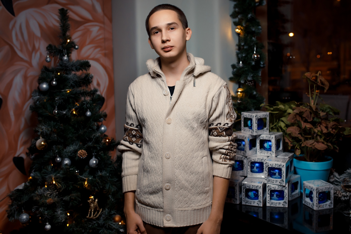 Никита Николаев