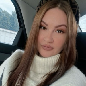 Яна Козлова