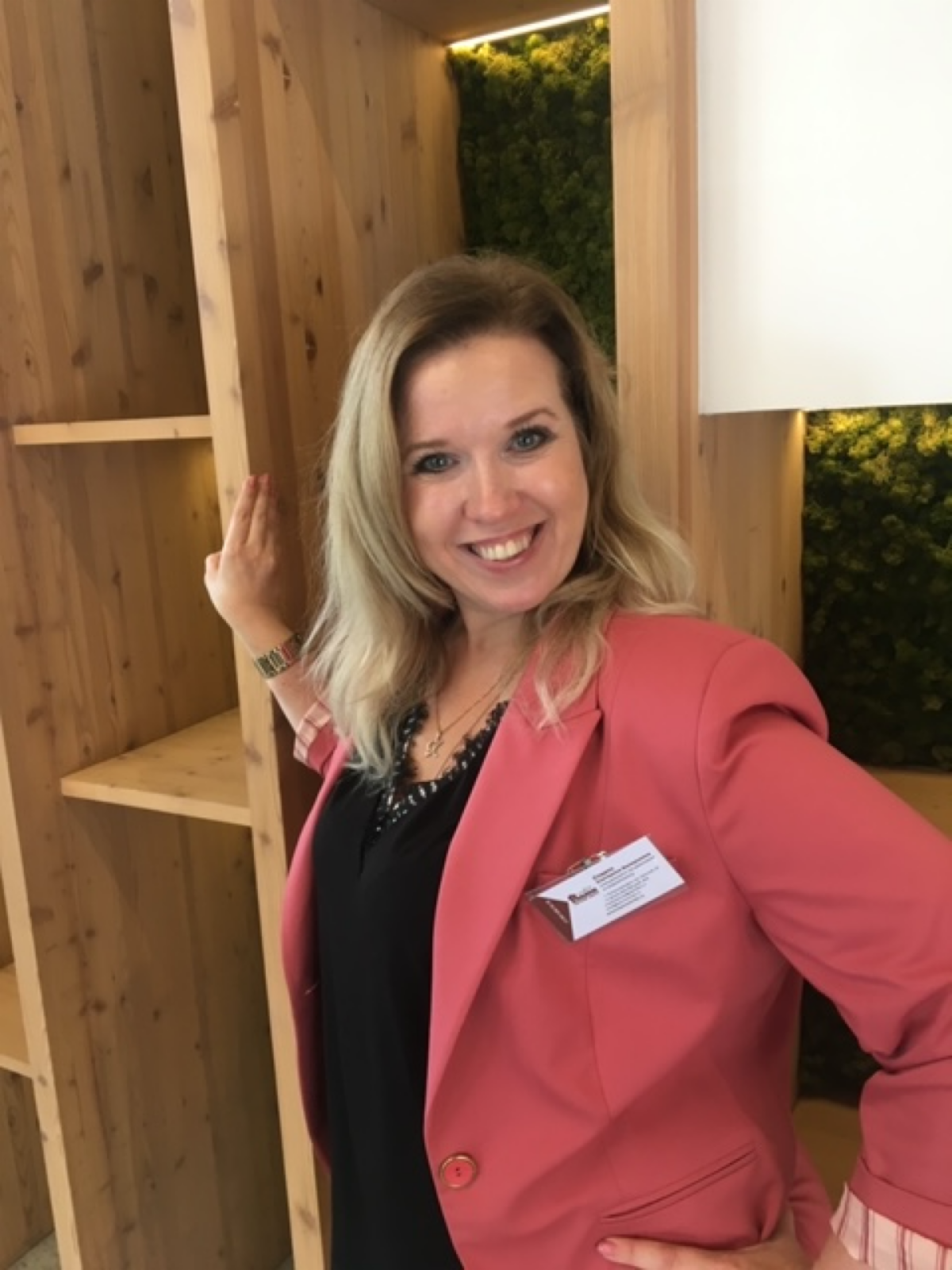 Екатерина Стаатс | Сетка — социальная сеть от hh.ru