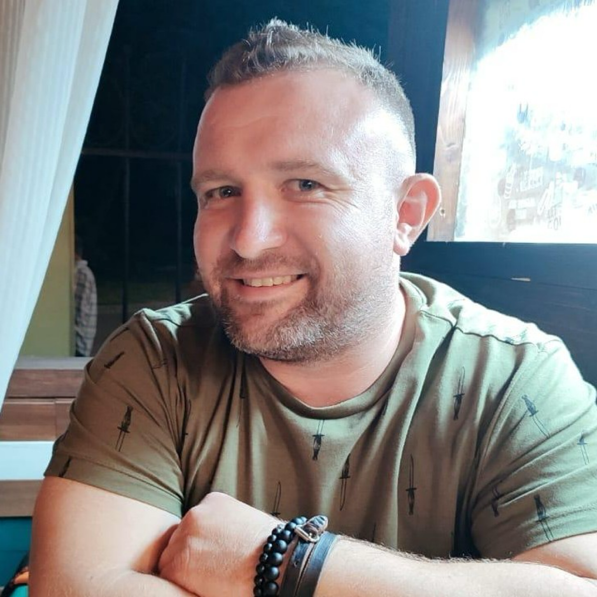 Artem Artemov