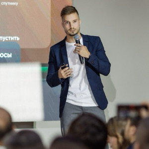 Денис Леонтьев | Сетка — социальная сеть от hh.ru