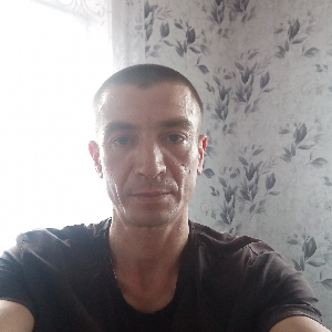 Олег Миходеев