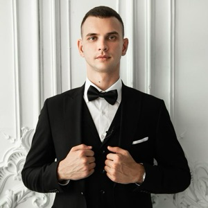 Александр Колесников