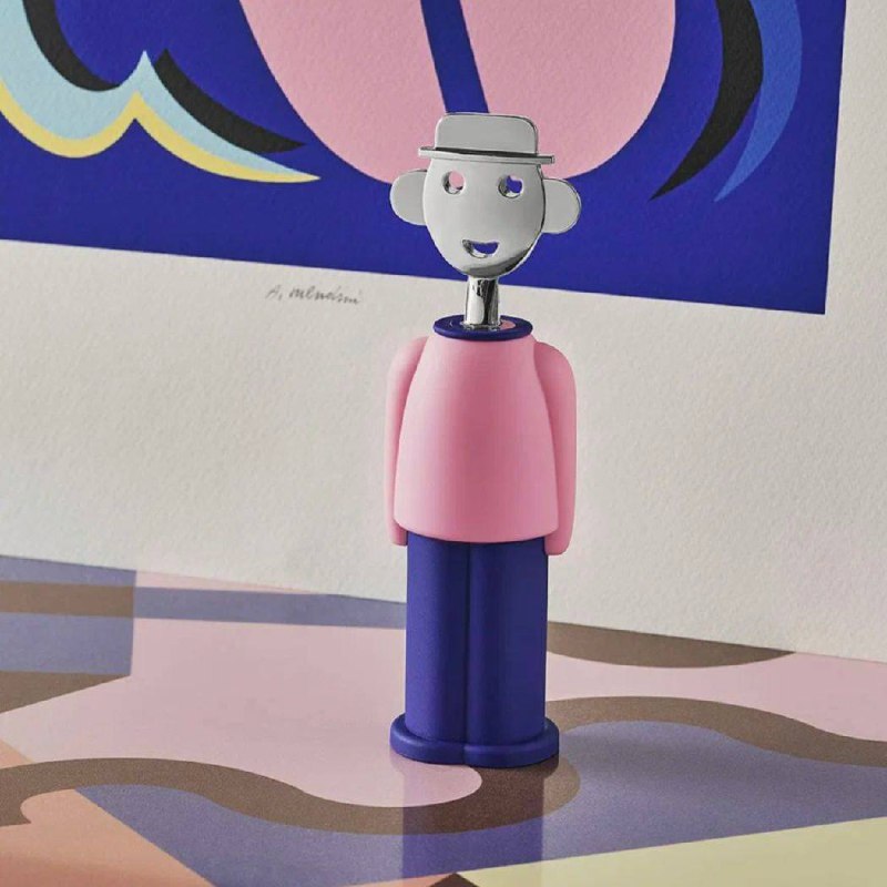 Бу! 👻Расслаблятница, #КотиЗаи мои 😜  
Если у вас нет друга в эту пятницу на бокальчик вина 🍷, то у меня для вас кое-что есть! 🤩  
Веселый собутыльник собеседник 🤭!
В крутом дизайне моего любимого брен... | Сетка — социальная сеть от hh.ru