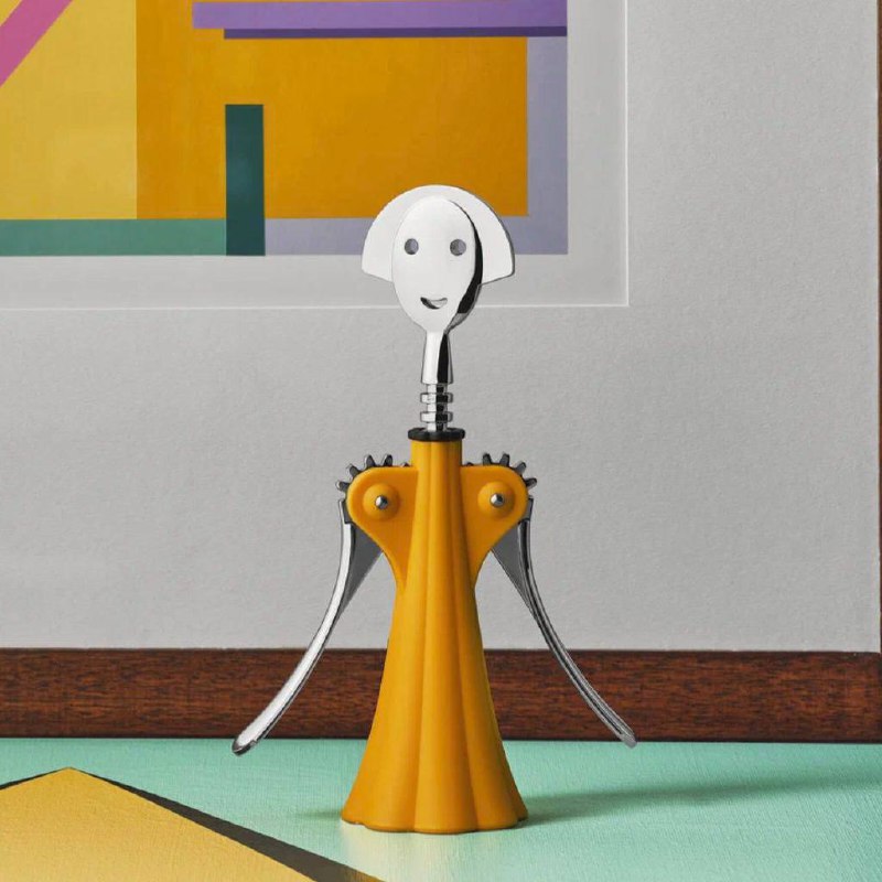 Бу! 👻Расслаблятница, #КотиЗаи мои 😜  
Если у вас нет друга в эту пятницу на бокальчик вина 🍷, то у меня для вас кое-что есть! 🤩  
Веселый собутыльник собеседник 🤭!
В крутом дизайне моего любимого брен... | Сетка — социальная сеть от hh.ru