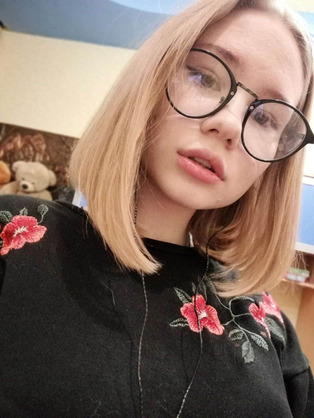 Елена Михайлова