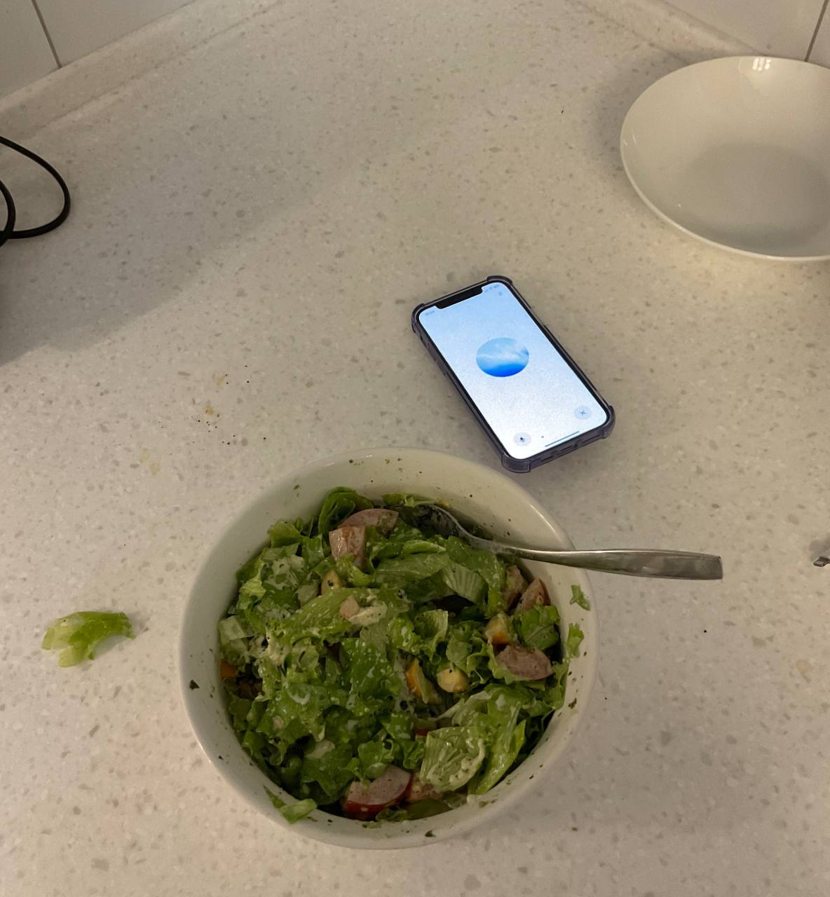 🤖 поисковик ChatGPT и как я написала этот пост, готовя салат
Вы уже наверняка видели, что на днях #OpenAI добавили функции поиска в чат, для этого достаточно активировать кнопку под строкой запроса и ... | Сетка — социальная сеть от hh.ru