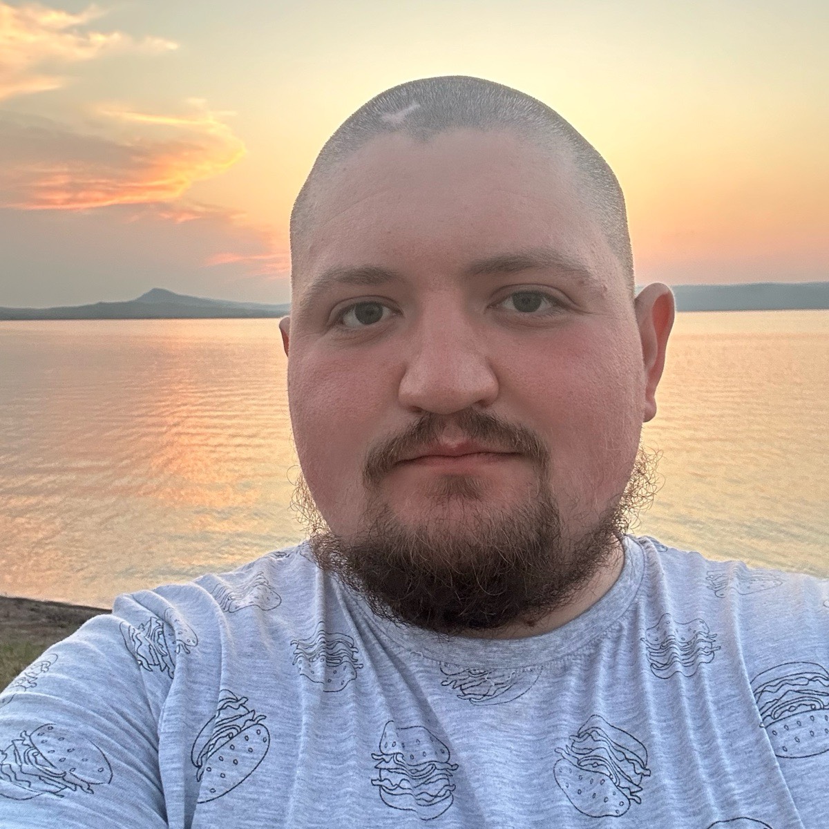 Валерий Авдеенок