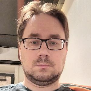 Денис Бесков