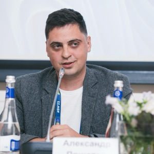 Александр Приютов