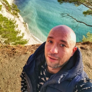 Артем Владимирович | Сетка — социальная сеть от hh.ru