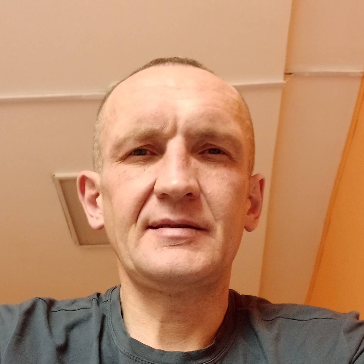 Сергей Секачев