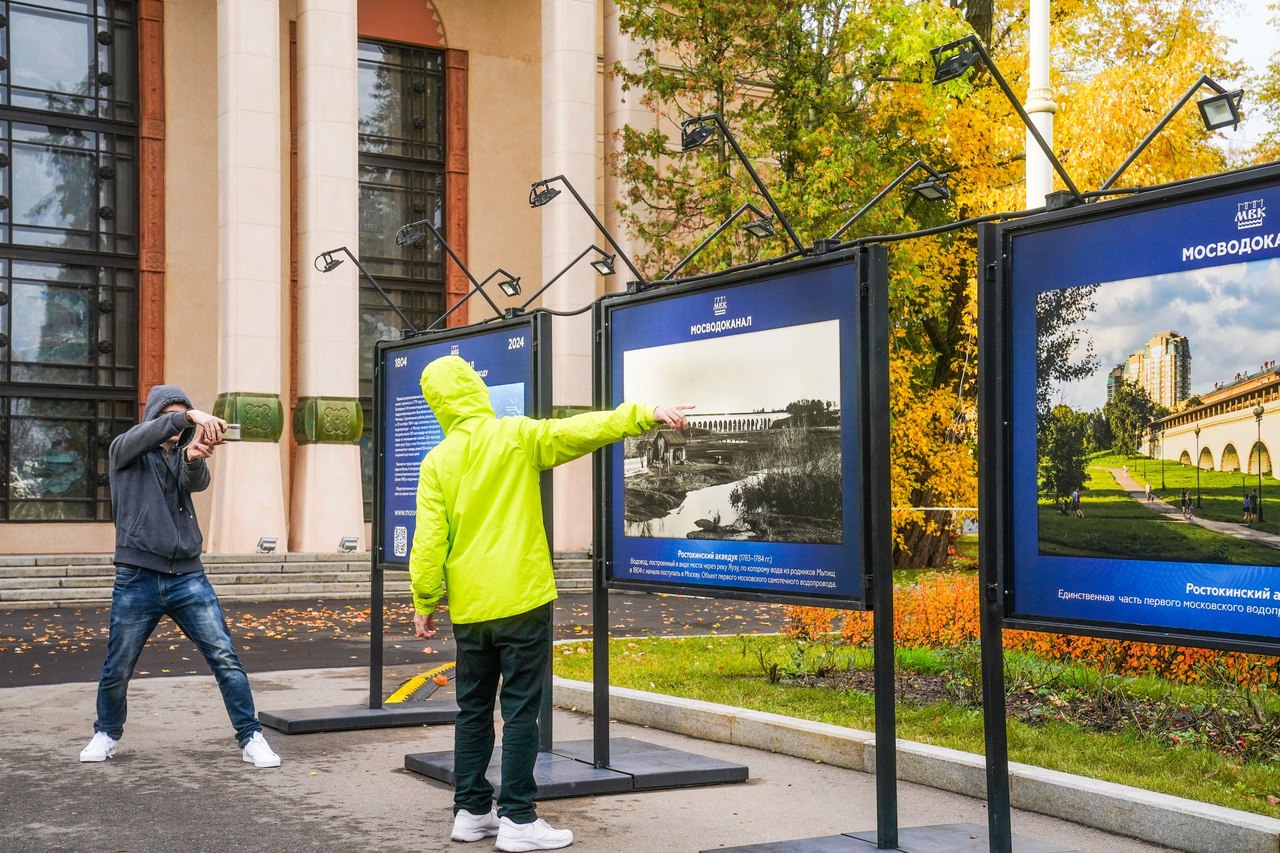 📸Фотовыставка об истории Московского водопровода открылась около Музея городского хозяйства Москвы на
Выставка посвящена 220-летию московского водопровода, который мы отметили на этой неделе | Сетка — социальная сеть от hh.ru