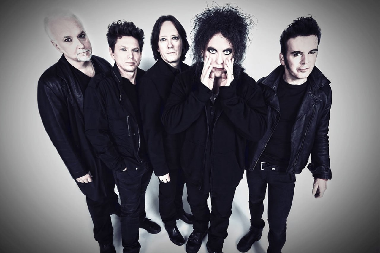 The Cure выпустили первый альбом за 16 лет! В Songs of a Lost World вошло восемь треков с общей продолжительностью в 49 минут | Сетка — социальная сеть от hh.ru