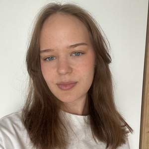 Полина Макурина