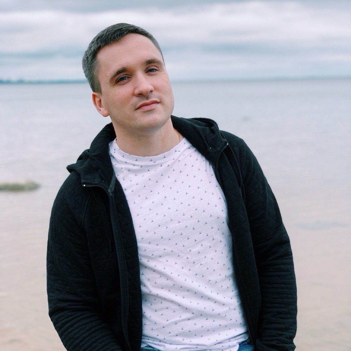 Ростислав Колодиенко | Сетка — социальная сеть от hh.ru