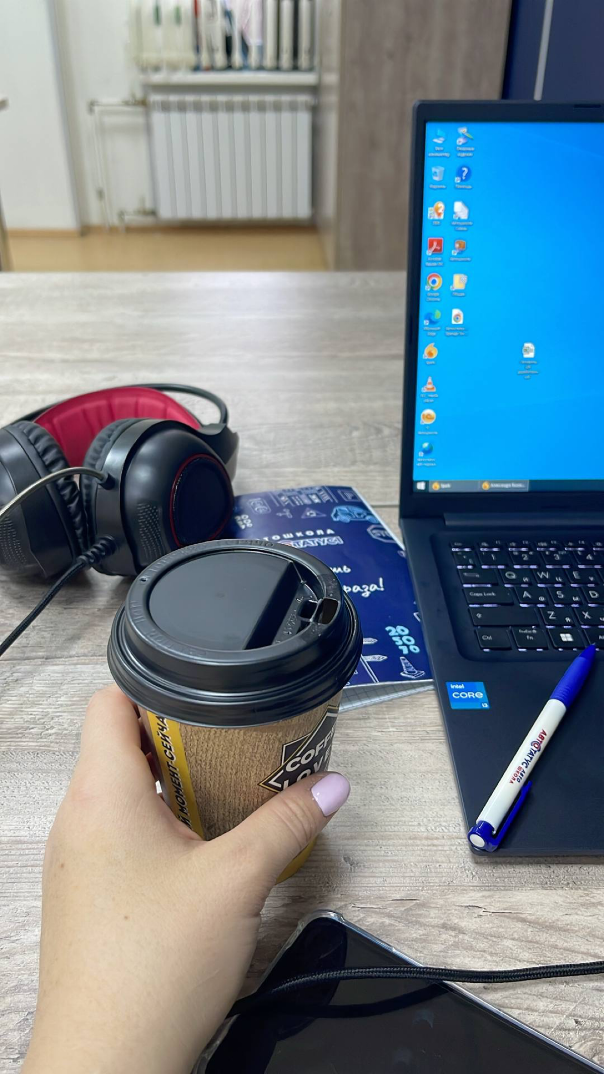 Работа в маркетинговом агентстве
Стоит ли туда идти?
Я бы сказала, что там 1 месяц как 3. Опыт колоссальный. Нужно очень быстро въезжать во все процессы | Сетка — социальная сеть от hh.ru