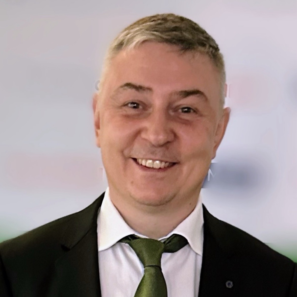 Денис Ягубцов | Сетка — социальная сеть от hh.ru