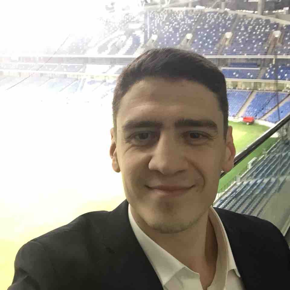 Антон Новиков