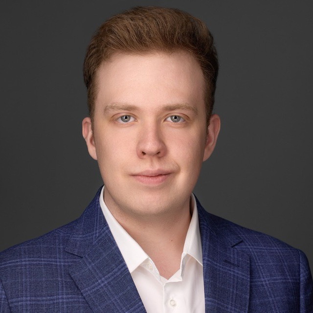 Илья Померанцев