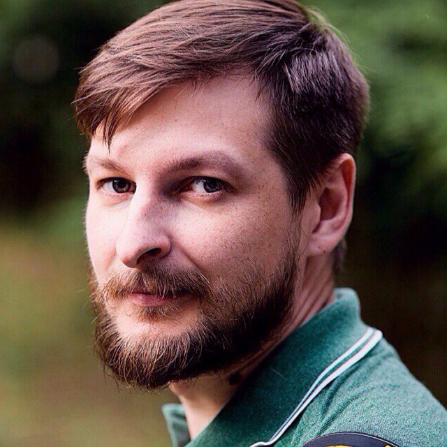 Илья Степанов