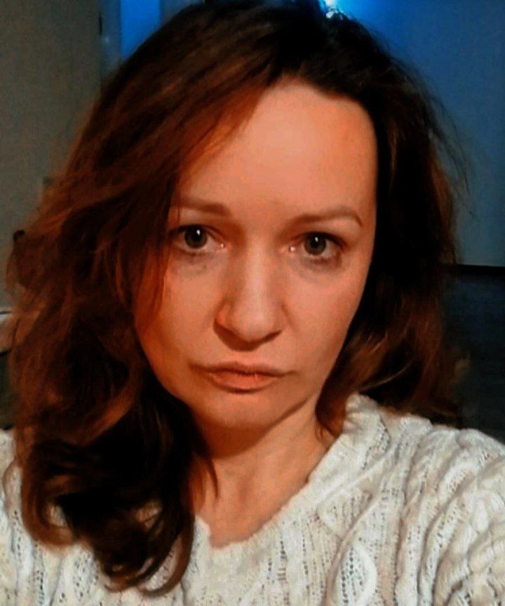ТЕНЬ
Чем ярче ты светишь, тем длиннее твоя тень.
Сегодня танцевали про обратную сторону света. Фото - сразу после. Каждая участница зафиксировала, как выглядит её ТЕНЬ | Сетка — социальная сеть от hh.ru