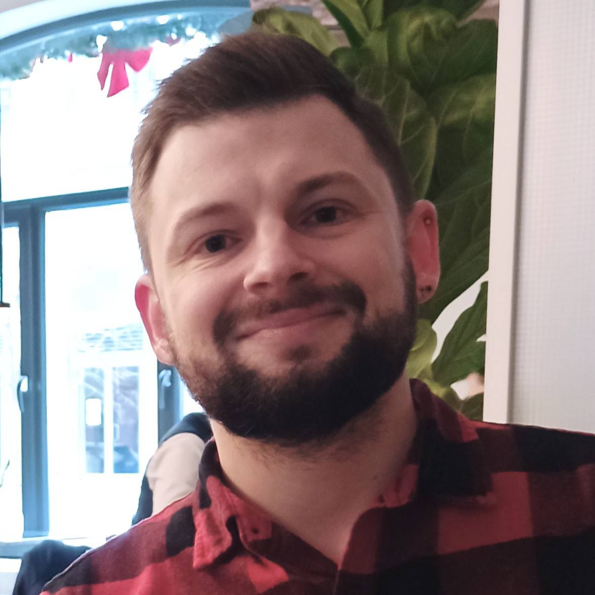 Валентин Астахов | Сетка — социальная сеть от hh.ru