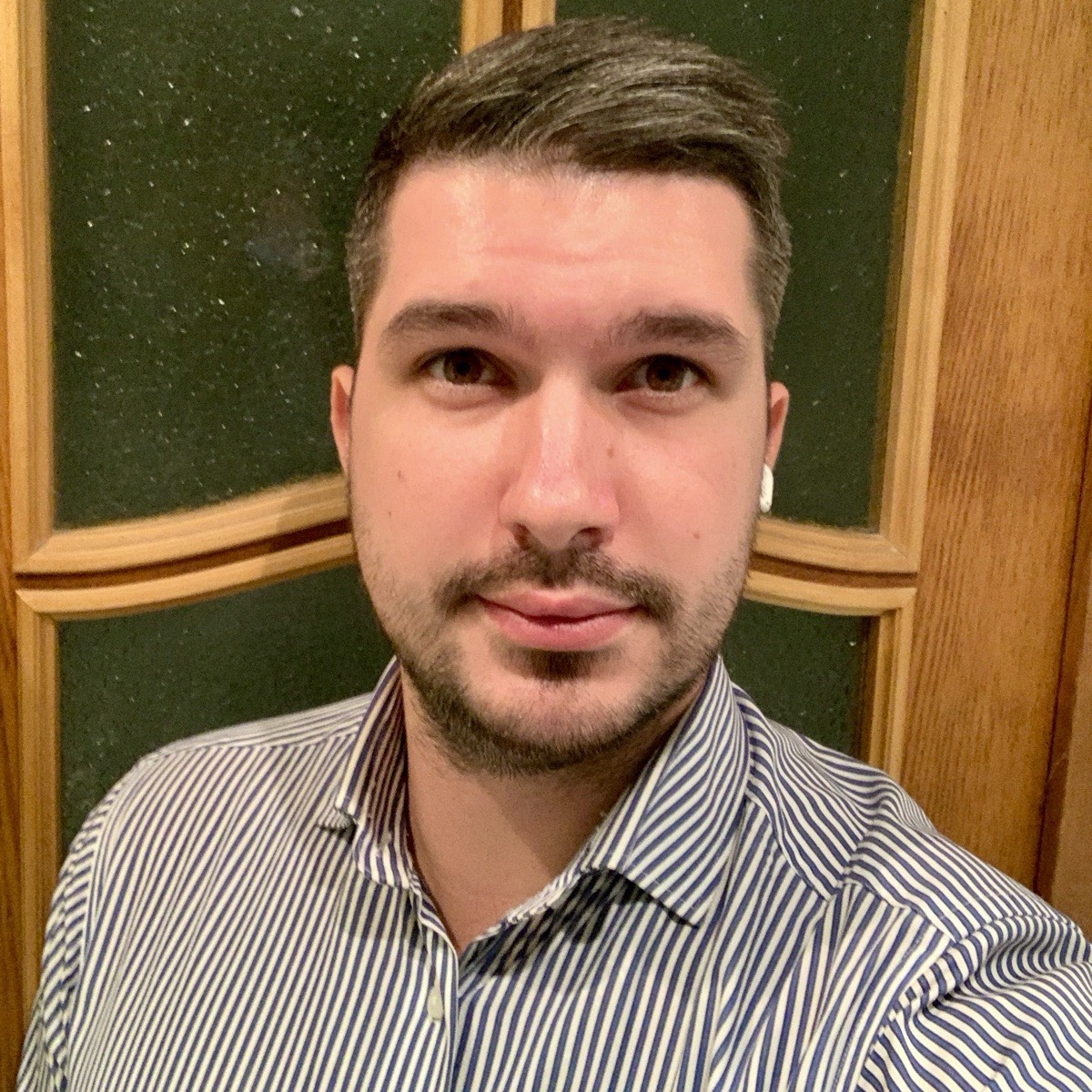 Константин Олейник