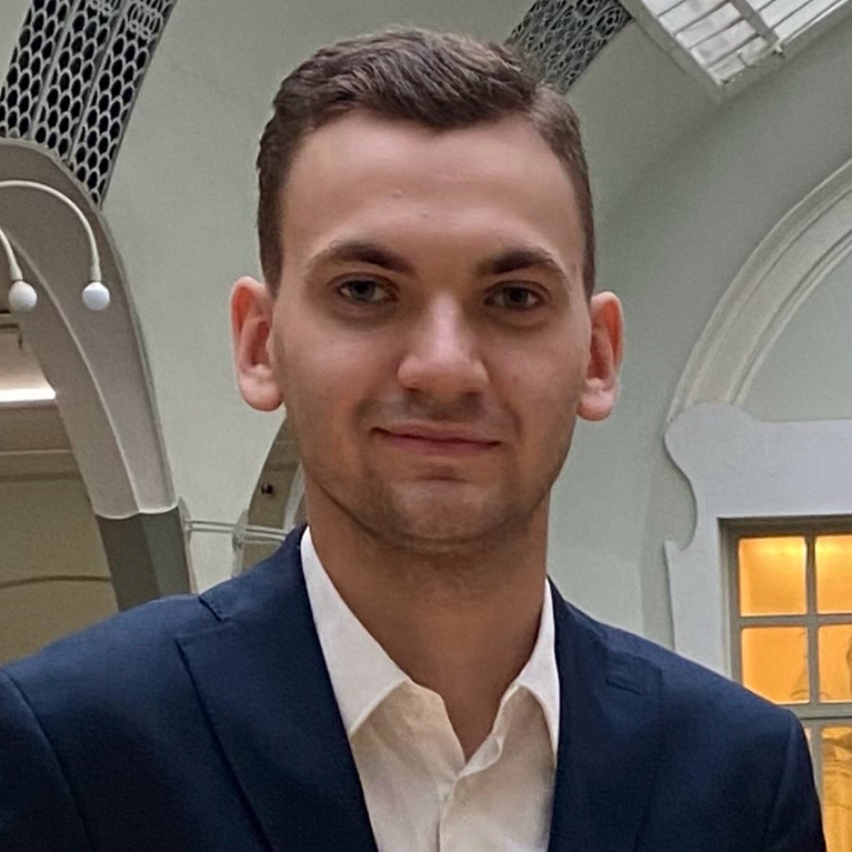 Дмитрий Изгаршев