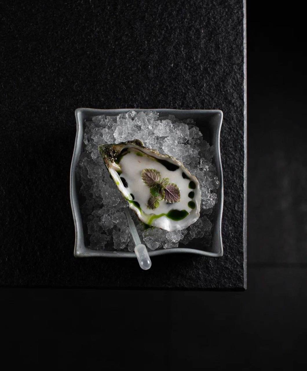 Посуда Roomers в проекте Lava Pan Asian Bar 🍤
Ознакомиться и купить можно в наших шоурумах:
Artplay, Н. Сыромятническая
улица, 10 стр2
Мясницкая ул, 13 стр3
Или на roomers.ru | Сетка — социальная сеть от hh.ru