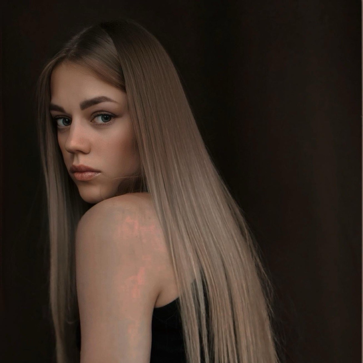 Елена Черная