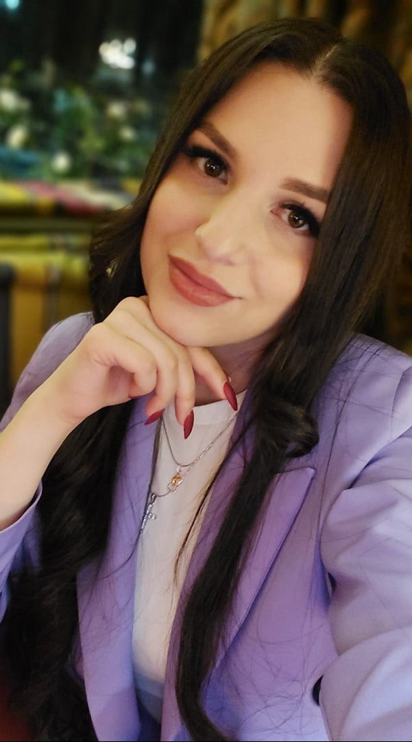 Елена Хромцова