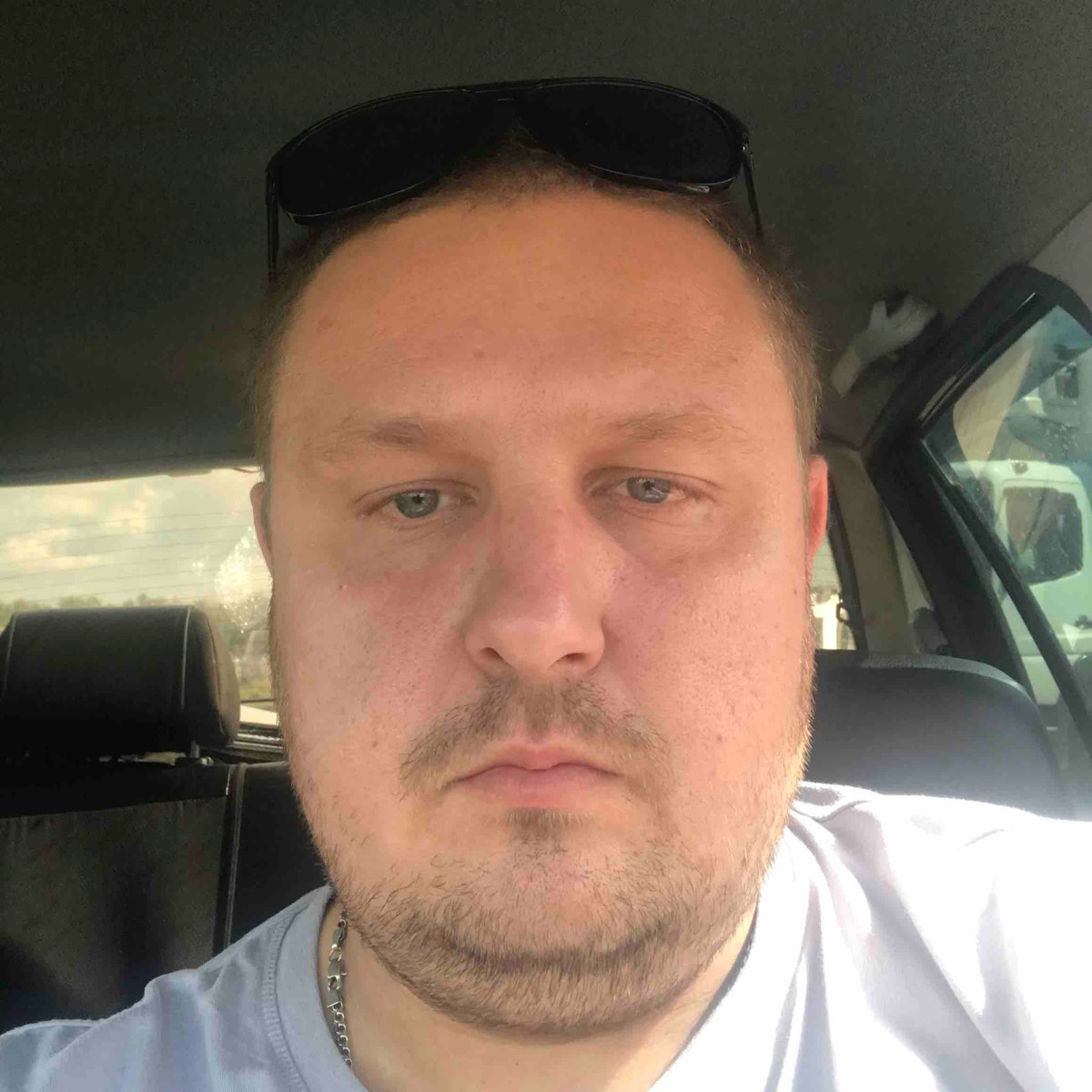 Анатолий Земляной