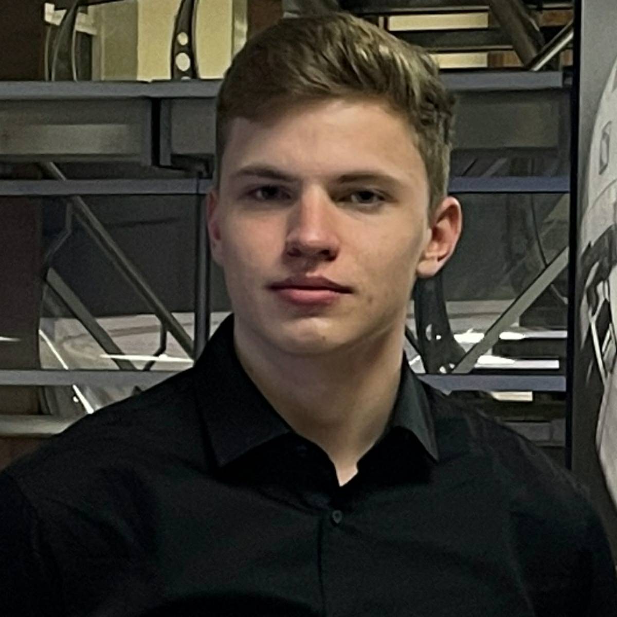 Роман Варлахин