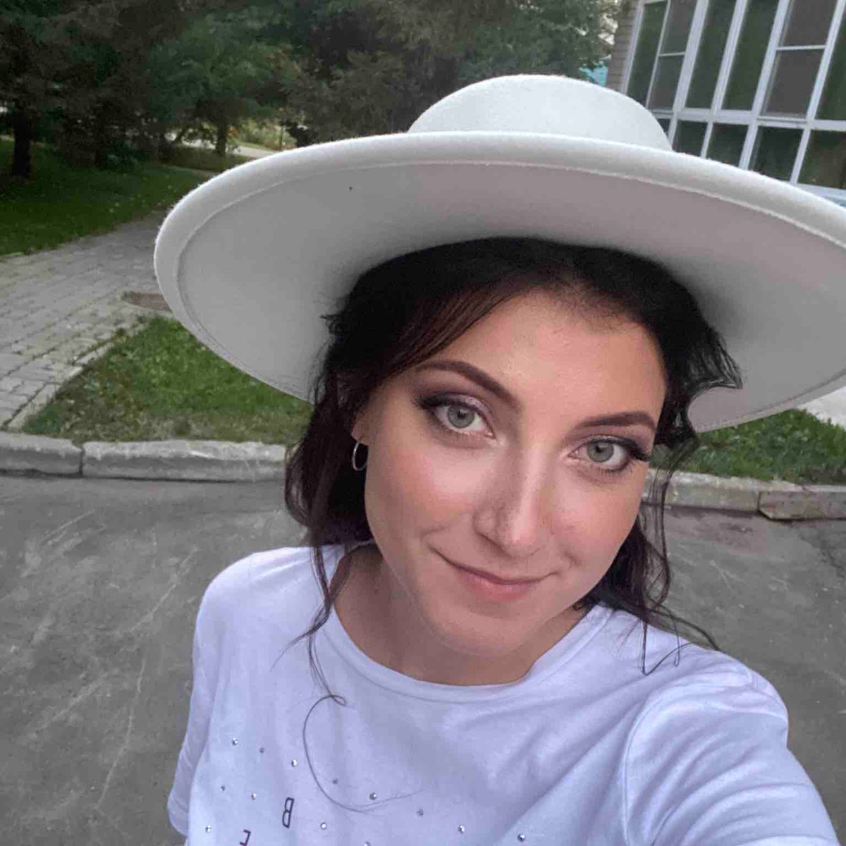 Полина Бодрова