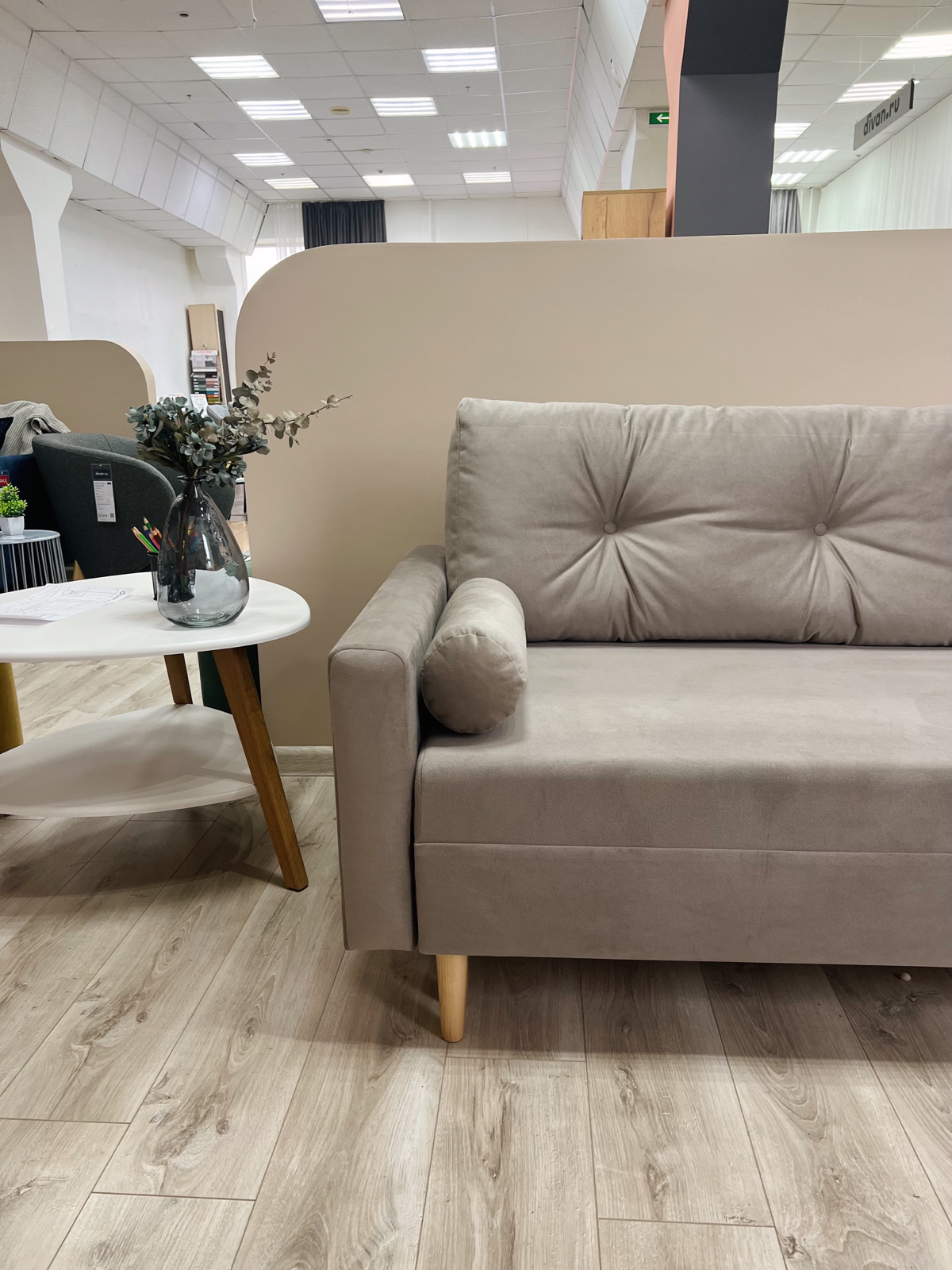 #проработу
Один из проектов на ведении - divan.ru в Кирове.
Доступная мебель - для реальных квартир.
Очень импонирует философия бренда | Сетка — социальная сеть от hh.ru