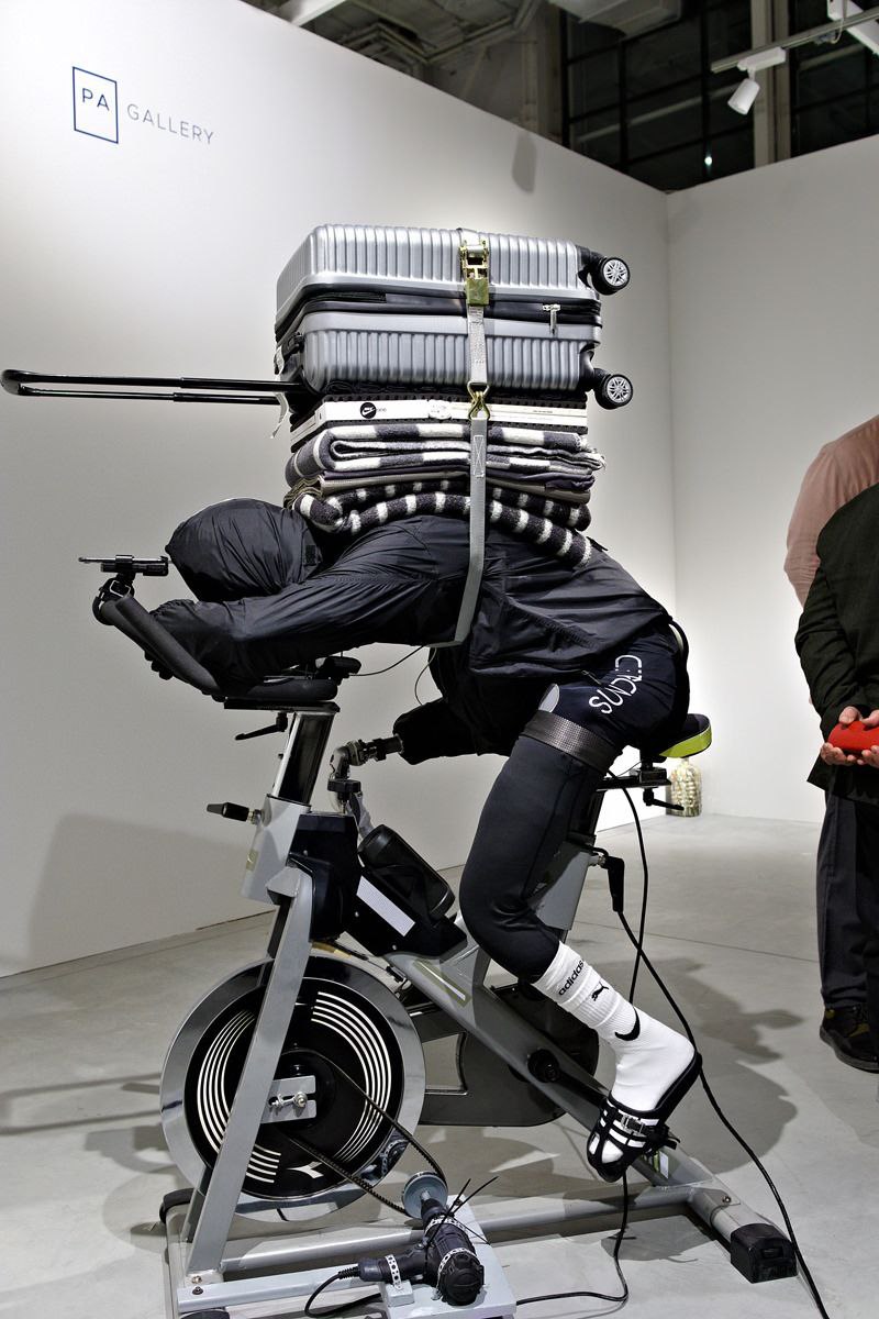 Никогда не стойте в очередях. Не спускайтесь в метро в час пик. Не ведитесь на распродажи, дороже выйдет. Как человек прямоходящий и разумный, вы все это знаете | Сетка — социальная сеть от hh.ru