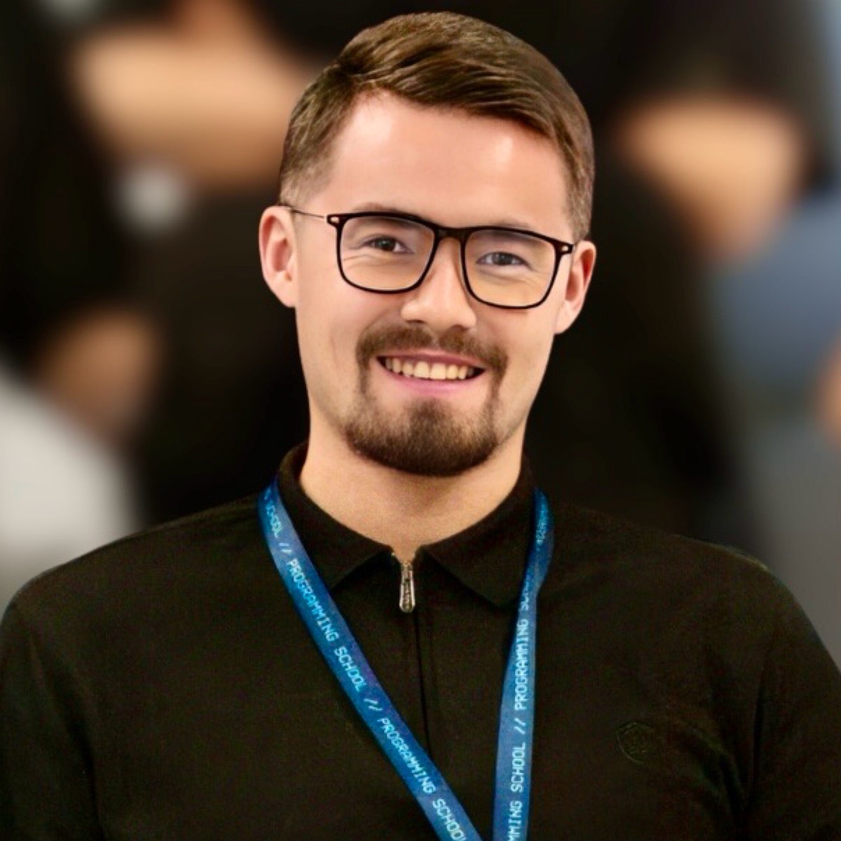 Bairas Azamatov | Сетка — социальная сеть от hh.ru