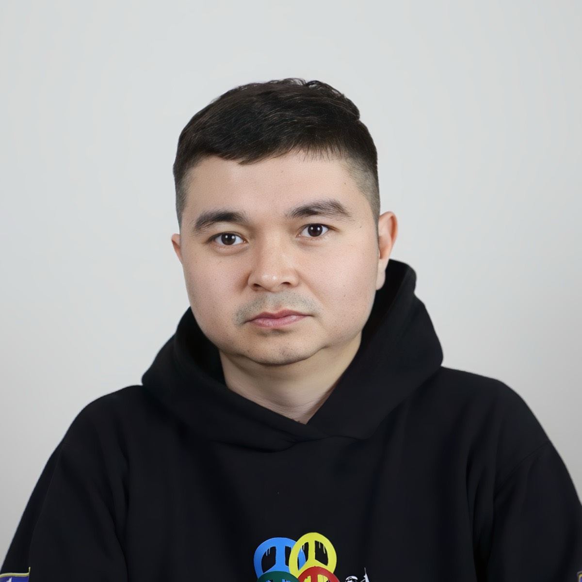 Арман Макенов | Сетка — социальная сеть от hh.ru